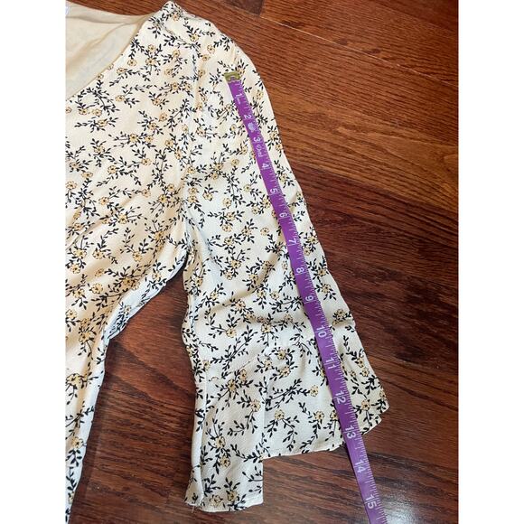 Cupcakes and Cashmere Roxbury Floral Mini Dress Size 6 - Picture 5 of 11